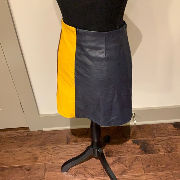 Colorblock leather mini skirt - Picture 5 of 5